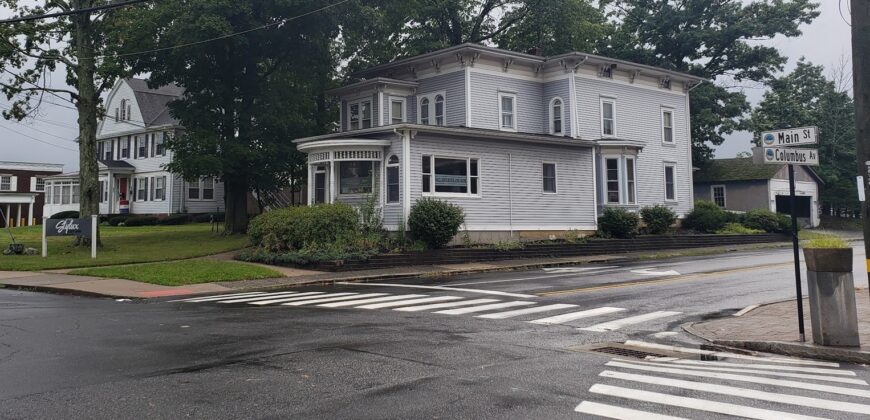 100 Main Street, Southington