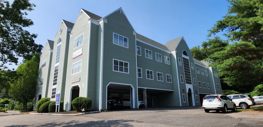 680 Main Street, Watertown, Connecticut