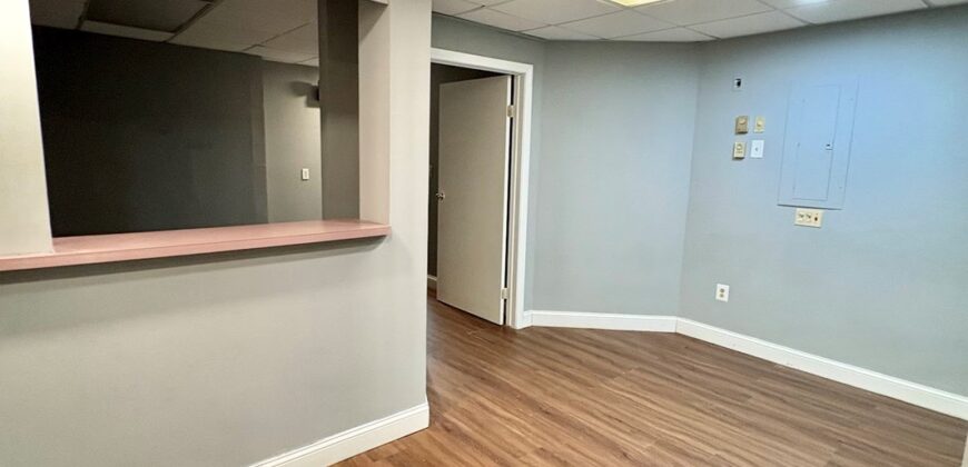 609 Farmington Ave., Hartford, Connecticut #101