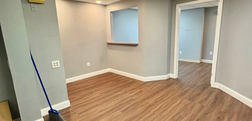 609 Farmington Ave., Hartford, Connecticut #101