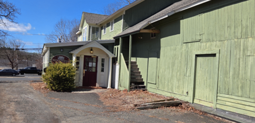 142 Main Street, North, Southbury, Connecticut