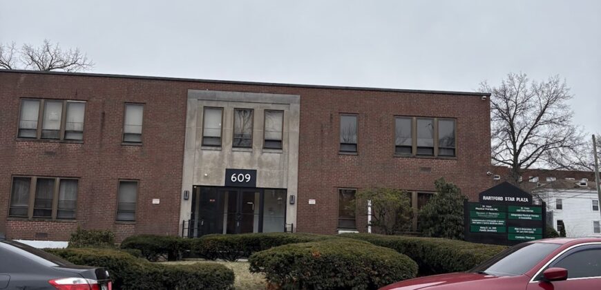 609 Farmington Ave., Hartford, Connecticut #101