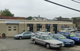24 Meriden Road, Waterbury, Connecticut