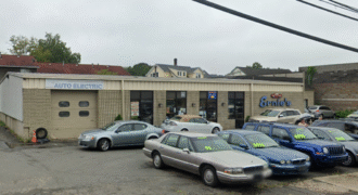 24 Meriden Road, Waterbury, Connecticut