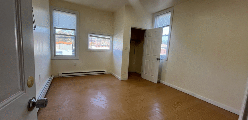 170 Meriden Road, Waterbury, Connecticut