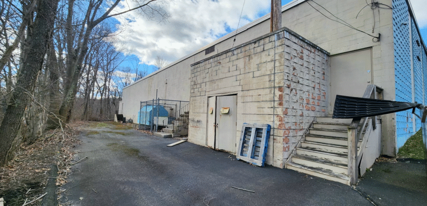 955 Wolcott Road, Wolcott, Connecticut