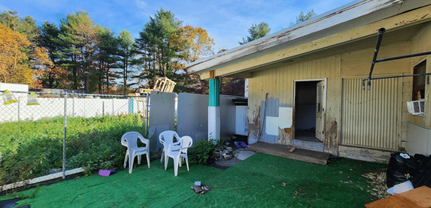 17 Old Turnpike Road, Beacon Falls, Connecticut