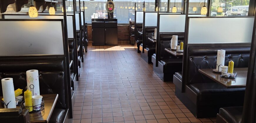 572 Watertown Ave, Waterbury, Connecticut