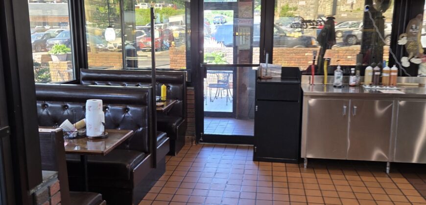 572 Watertown Ave, Waterbury, Connecticut