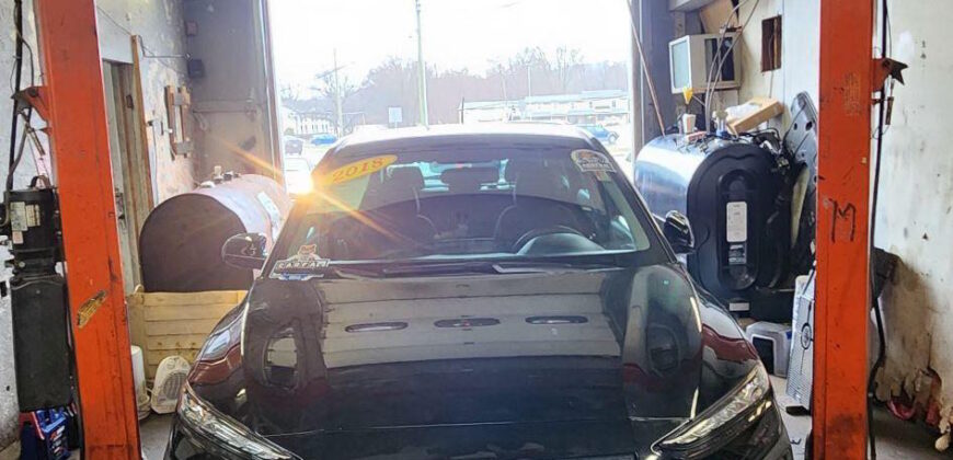 37 Chase Avenue, Waterbury, CT  06704