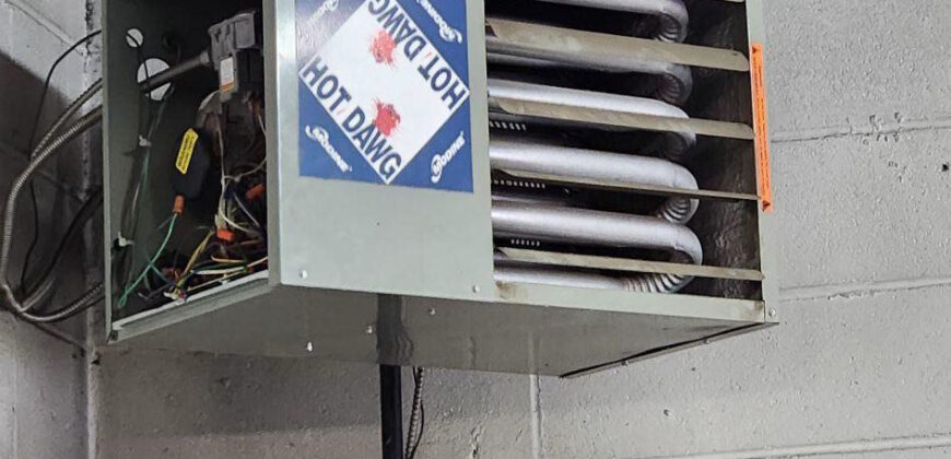 37 Chase Avenue, Waterbury, CT  06704