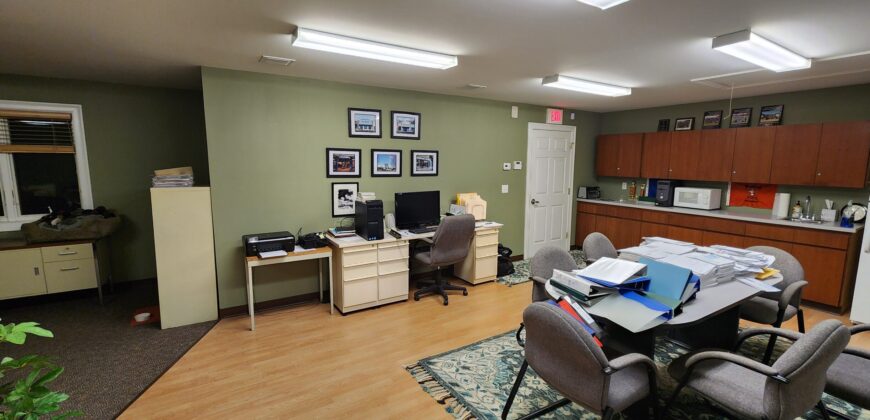 24 Straitsville Rd, Prospect, CT 06712